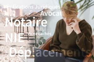 Femme qui reflechit devant son ordinateur à un achat en Espagne