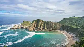 Playa del Silencio dans les Asturies, crique sauvage du nord de l’Espagne