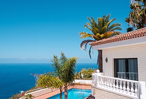 Maison avec vue sur mer en Espagne accompagnée par Olé Immobilier