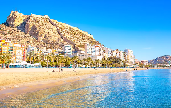 Plage d'Alicante — acheter un bien immobilier à Alicante avec un chasseur immobilier
